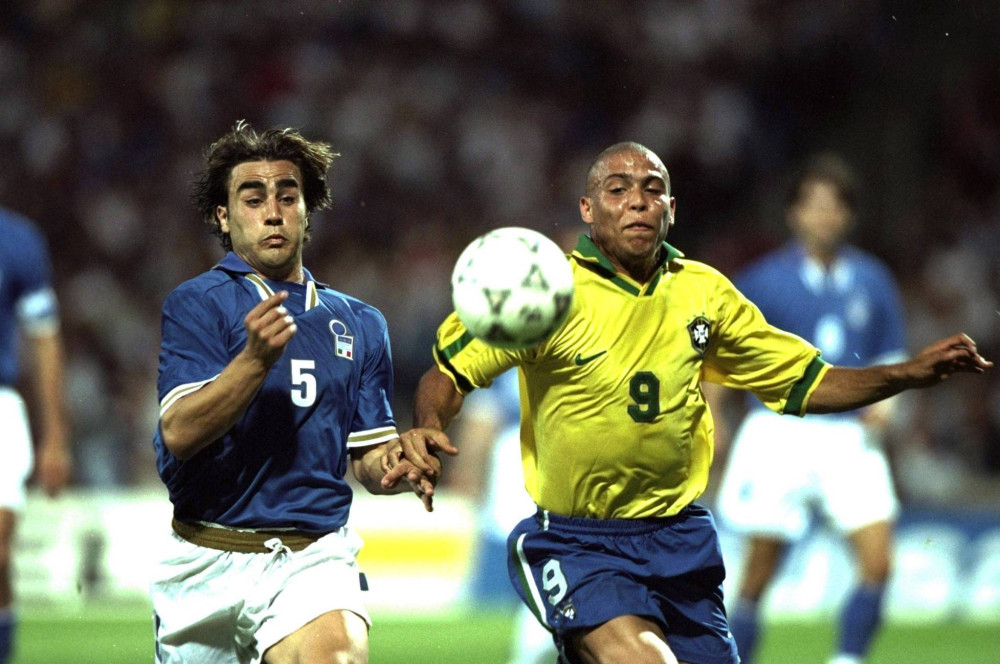 向我們敲響 向我們敲響