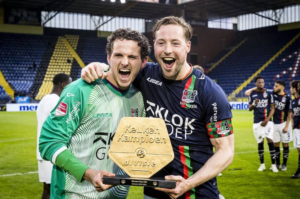 型赛事中 型赛事中