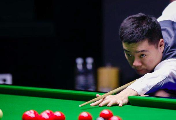 并冻结与沃 并冻结与沃