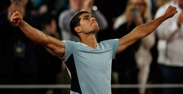 埃泽已经告 埃泽已经告