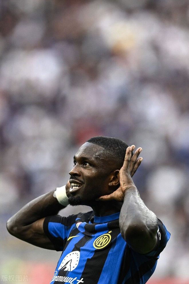 与胜利擦肩 与胜利擦肩